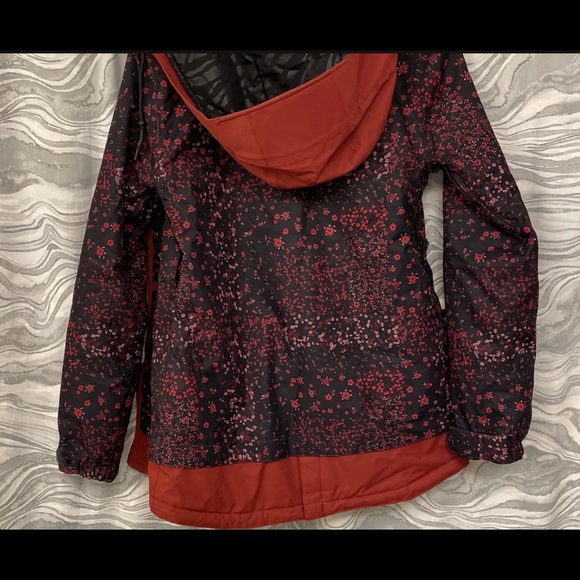 Volcom snow jacket - Picture 1 of 2